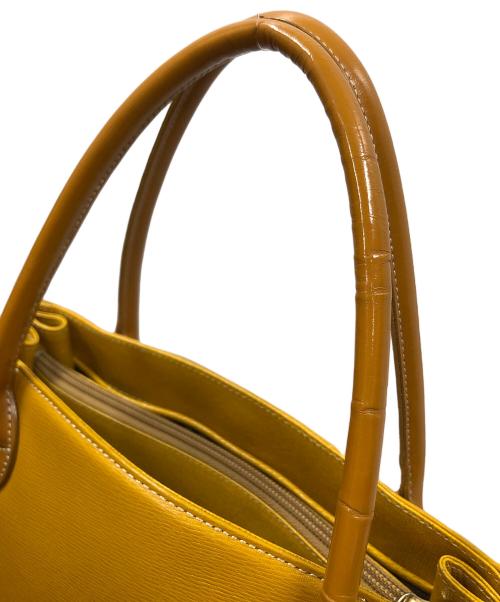BURBERRY（バーバリー）BURBERRY (バーバリー) ハンドバッグ イエロー サイズ:実寸サイズにてご確認ください。の古着・服飾アイテム