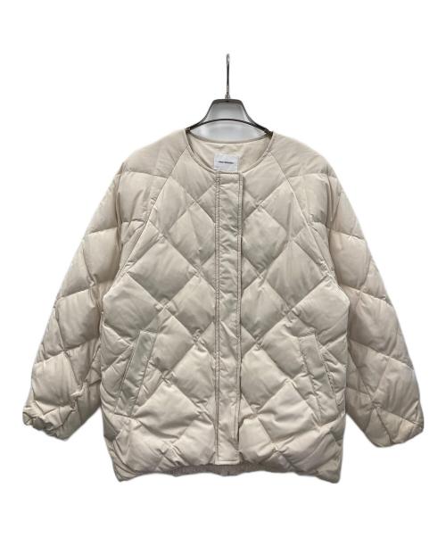 URBAN RESEARCH（アーバンリサーチ）URBAN RESEARCH (アーバンリサーチ) コクーンキルティングダウンジャケット アイボリー サイズ:Freeの古着・服飾アイテム