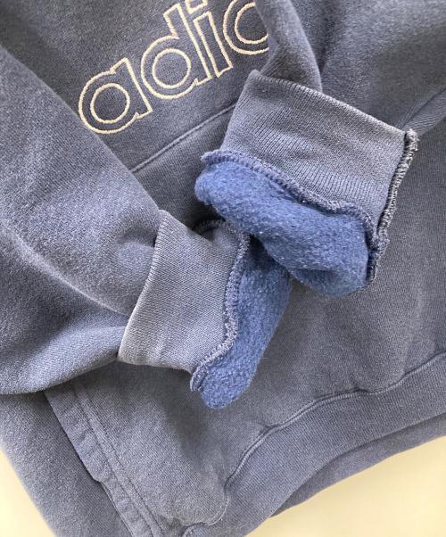 adidas（アディダス）adidas (アディダス) プルオーバーパーカー ネイビー サイズ:Lの古着・服飾アイテム