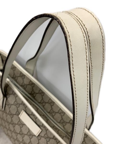 GUCCI（グッチ）GUCCI (グッチ) トートバッグ GGスプリーム ベージュ×ホワイト サイズ:実寸サイズにてご確認ください。の古着・服飾アイテム