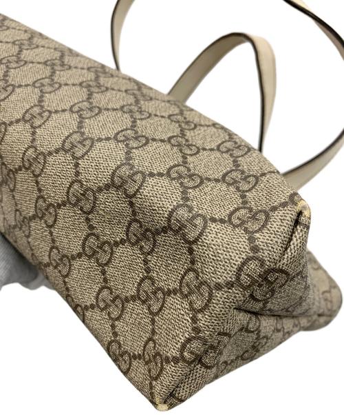 GUCCI（グッチ）GUCCI (グッチ) トートバッグ GGスプリーム ベージュ×ホワイト サイズ:実寸サイズにてご確認ください。の古着・服飾アイテム