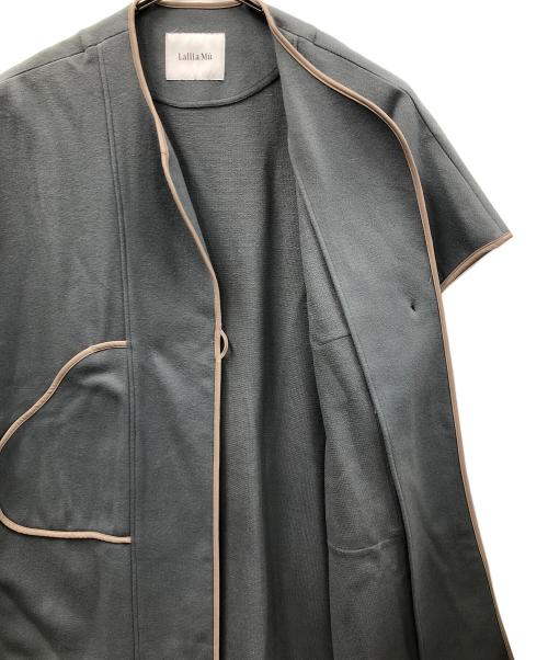 Lallia Mu（ラリア ムー）Lallia Mu (ラリア ムー) コート 配色パイピングガウンベスト スカイブルー サイズ:38の古着・服飾アイテム