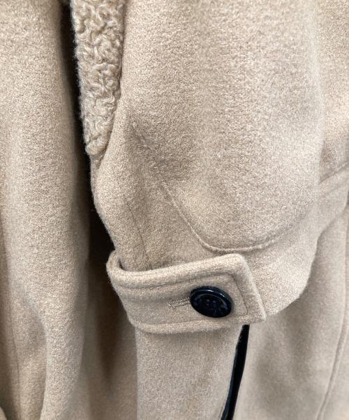 Lallia Mu（ラリア ムー）Lallia Mu (ラリア ムー) レイヤードカラー ミリタリーコート ベージュ サイズ:38の古着・服飾アイテム