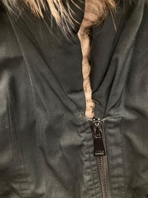 MONCLER（モンクレール）MONCLER (モンクレール) ダウンコート CHIREIS（チレイ） ブラックの古着・服飾アイテム