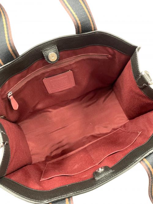COACH（コーチ）COACH (コーチ) トートバッグ スミス トート ブラウン サイズ:実寸サイズにてご確認ください。の古着・服飾アイテム