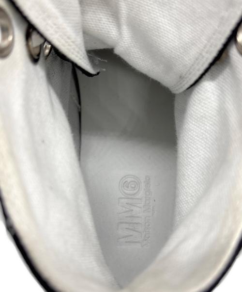 MM6 Maison Margiela（エムエムシックスメゾンマルジェラ）MM6 Maison Margiela (エムエムシックスメゾンマルジェラ) ハイカットスニーカー ブラック×ホワイト サイズ:38の古着・服飾アイテム
