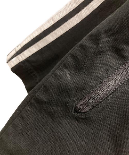WHITE MOUNTAINEERING（ホワイトマウンテ二アニング）WHITE MOUNTAINEERING (ホワイトマウンテ二アニング) adidas (アディダス) トラックジャケット ブラック サイズ:Ｌの古着・服飾アイテム