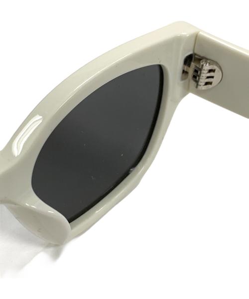 CELINE（セリーヌ）CELINE (セリーヌ) サングラス ホワイト サイズ:54□18 145の古着・服飾アイテム