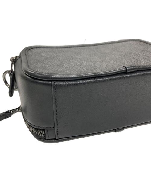 COACH（コーチ）COACH (コーチ) ボディーバッグ ワイアット クロスボディバッグ ブラック×グレー サイズ:実寸サイズにてご確認ください。の古着・服飾アイテム