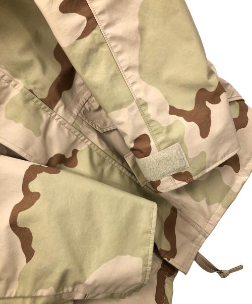 US ARMY（ユーエスアーミー）US ARMY (ユーエスアーミー) ミリタリージャケット カーキ×オリーブ サイズ:SMALL-SHORTの古着・服飾アイテム