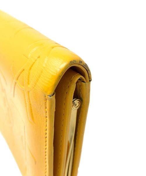 Yves Saint Laurent（イヴサンローラン）Yves Saint Laurent (イヴサンローラン) 2つ折り財布 がま口 イエロー サイズ:実寸サイズにてご確認くださいの古着・服飾アイテム