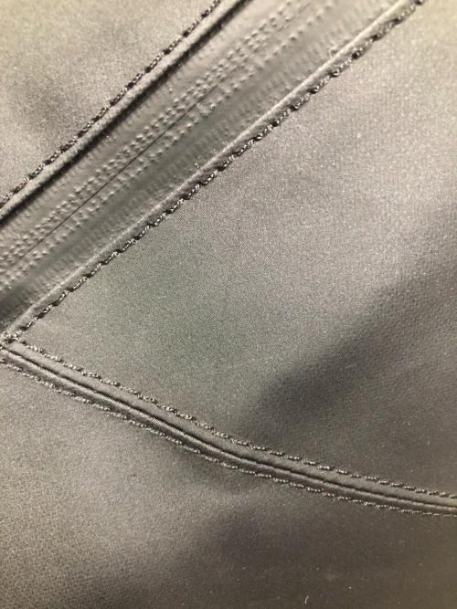 Samsonite RED（サムソナイト レッド）Samsonite RED (サムソナイト レッド) 2WAYバッグ トートバッグ ショルダーバッグ ブラック サイズ:実寸サイズにてご確認下さい。の古着・服飾アイテム