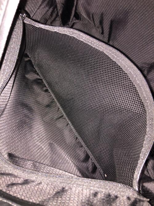 Samsonite RED（サムソナイト レッド）Samsonite RED (サムソナイト レッド) 2WAYバッグ トートバッグ ショルダーバッグ ブラック サイズ:実寸サイズにてご確認下さい。の古着・服飾アイテム