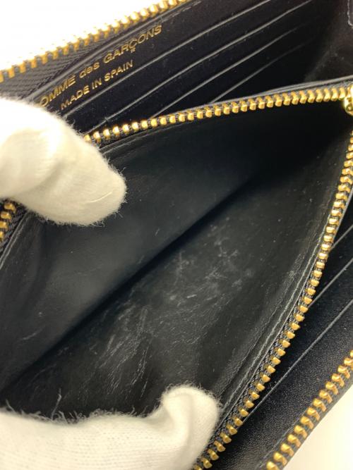 COMME des GARCONS（コムデギャルソン）COMME des GARCONS (コムデギャルソン) 財布 ラウンドファスナー ポルカドット ブラック×ホワイト サイズ:実寸サイズにてご確認くださいの古着・服飾アイテム