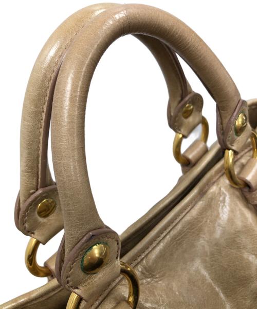 MIU MIU（ミュウミュウ）MIU MIU (ミュウミュウ) 2WAYバッグ ハンドバッグ ショルダーバッグ ベージュ サイズ:実寸サイズにてご確認下さい。の古着・服飾アイテム