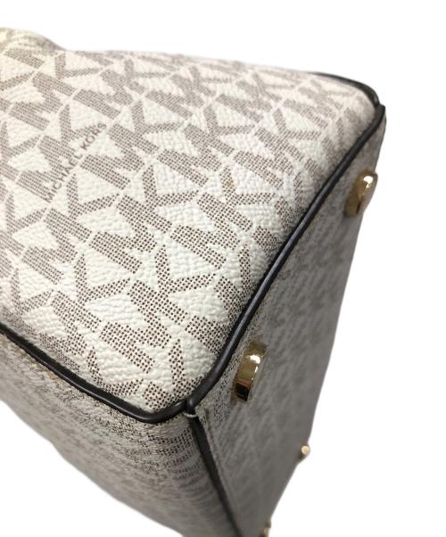 MICHAEL KORS（マイケル・コース）MICHAEL KORS (マイケル・コース) 2WAYバッグ トートバッグ ショルダーバッグ ブラウン×ホワイト サイズ:実寸サイズにてご確認下さい。の古着・服飾アイテム