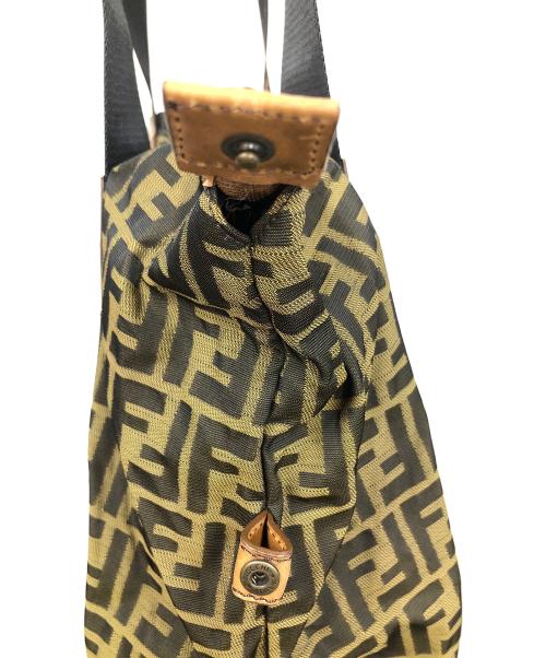 FENDI（フェンディ）FENDI (フェンディ) トートバッグ ズッカ ブラウン サイズ:実寸サイズにてご確認下さい。の古着・服飾アイテム