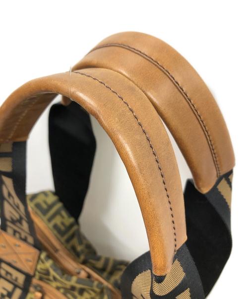 FENDI（フェンディ）FENDI (フェンディ) トートバッグ ズッカ ブラウン サイズ:実寸サイズにてご確認下さい。の古着・服飾アイテム