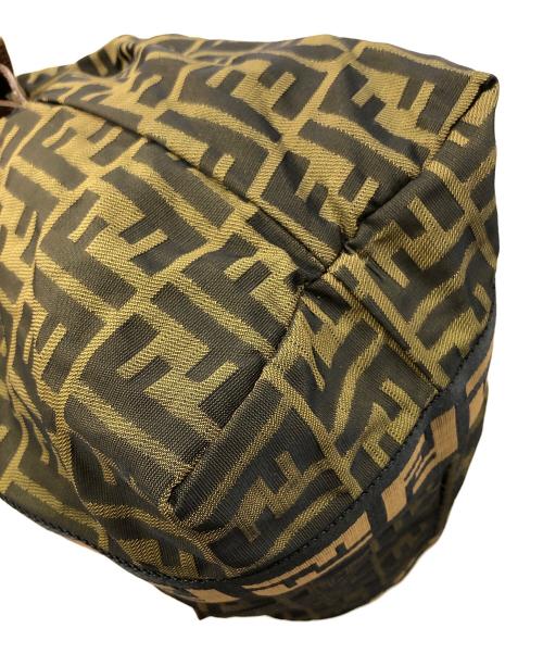 FENDI（フェンディ）FENDI (フェンディ) トートバッグ ズッカ ブラウン サイズ:実寸サイズにてご確認下さい。の古着・服飾アイテム