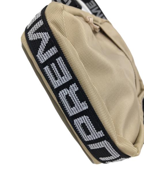 SUPREME（シュプリーム）SUPREME (シュプリーム) ショルダーバッグ ベージュ サイズ:実寸サイズにてご確認ください。の古着・服飾アイテム