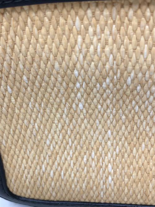 FURLA（フルラ）FURLA (フルラ) ショルダーバッグ Brava mini（ブラーヴァ ミニ）クロスボディバッグ ナチュラル×ブラック サイズ:実寸サイズにてご確認ください。の古着・服飾アイテム