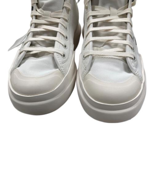 Y-3（ワイスリー）Y-3 (ワイスリー) ハイカットスニーカー AJATU COURT HIG ホワイト サイズ:23.5 未使用品の古着・服飾アイテム