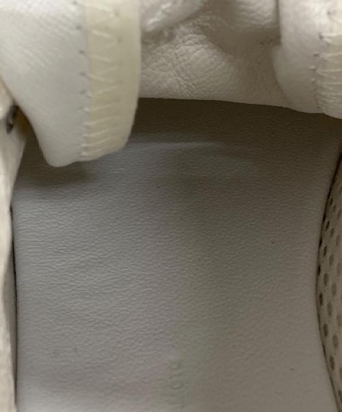 Y-3（ワイスリー）Y-3 (ワイスリー) ハイカットスニーカー AJATU COURT HIG ホワイト サイズ:23.5 未使用品の古着・服飾アイテム