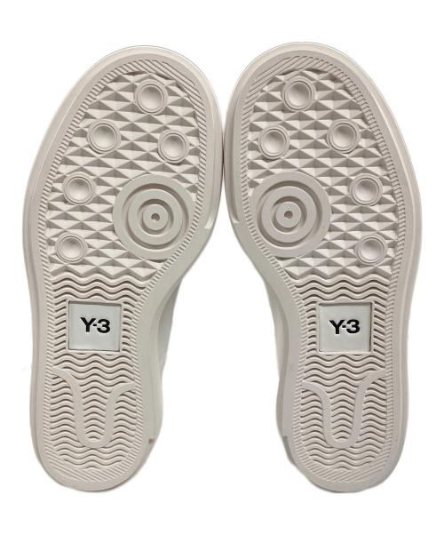 Y-3（ワイスリー）Y-3 (ワイスリー) ハイカットスニーカー AJATU COURT HIG ホワイト サイズ:23.5 未使用品の古着・服飾アイテム
