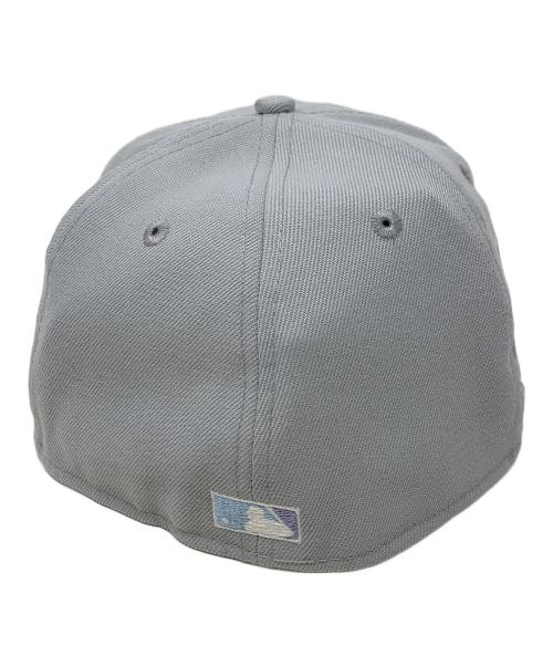 New Era（ニューエラ）New Era (ニューエラ) キャップ 	Phillies（フィリーズ） グレー×オフホワイト サイズ:7 1/4の古着・服飾アイテム