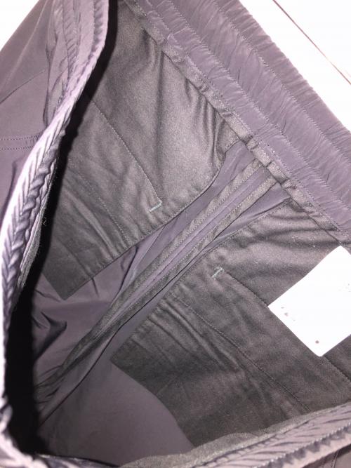 MONCLER（モンクレール）MONCLER (モンクレール) ナイロンジョガーパンツ ブラック サイズ:48の古着・服飾アイテム