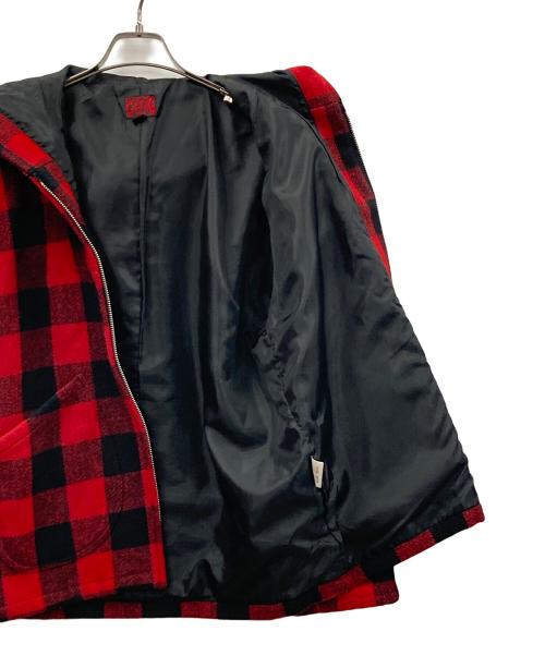 C.A.B.CLOTHING（キャブクロージング）C.A.B.CLOTHING (キャブクロージング) フーデッドジャケット チェック柄 レッド×ブラック サイズ:Mの古着・服飾アイテム