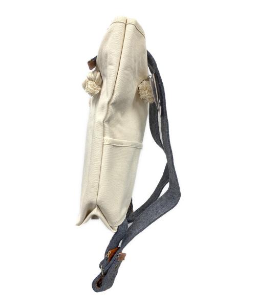 MOUTAIN DA CHERRY（マウンテンダチェリー）MOUTAIN DA CHERRY (マウンテンダチェリー) リュック ベージュ サイズ:実寸サイズにてご確認ください。 未使用品の古着・服飾アイテム