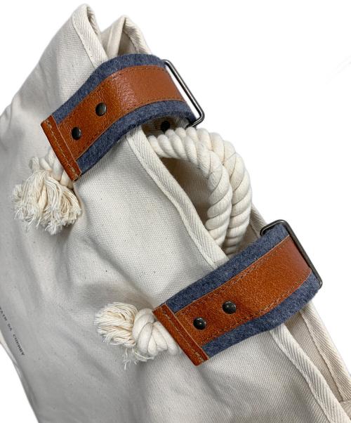 MOUTAIN DA CHERRY（マウンテンダチェリー）MOUTAIN DA CHERRY (マウンテンダチェリー) リュック ベージュ サイズ:実寸サイズにてご確認ください。 未使用品の古着・服飾アイテム