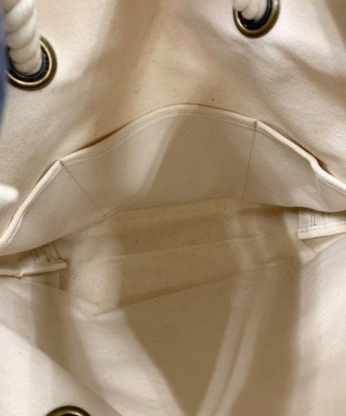 MOUTAIN DA CHERRY（マウンテンダチェリー）MOUTAIN DA CHERRY (マウンテンダチェリー) リュック ベージュ サイズ:実寸サイズにてご確認ください。 未使用品の古着・服飾アイテム