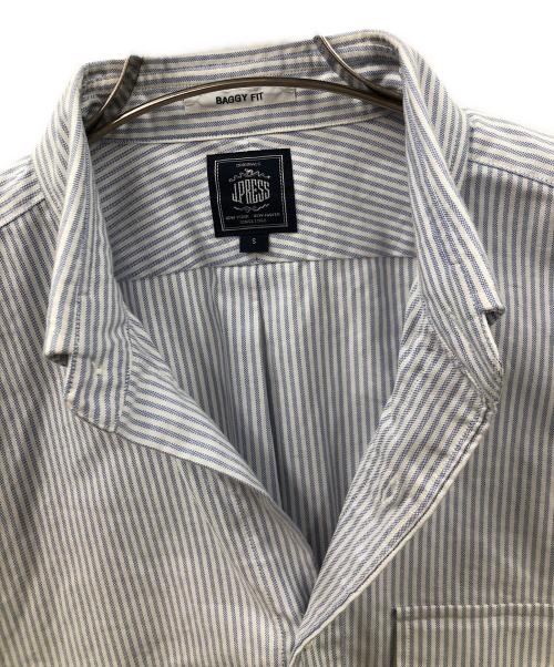 J.PRESS（ジェイプレス）J.PRESS オックスフォードシャツ GRFFITI B.D. OXFORD STRIPE SHIRT/BAGGY FIT（グラフィティ ボタンダウン オックスフォード ストライプ シャツ/バギー フィット） ブルー×ホワイト サイズ:Sの古着・服飾アイテム