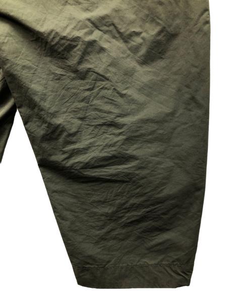 Porter Classic（ポータークラシック）Porter Classic (ポータークラシック) タックパンツ WEATHER BEBOP PANTS（ウェザー ビバップ パンツ） オリーブ サイズ:Lの古着・服飾アイテム