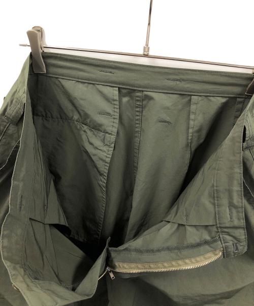 Porter Classic（ポータークラシック）Porter Classic (ポータークラシック) タックパンツ WEATHER BEBOP PANTS（ウェザー ビバップ パンツ） オリーブ サイズ:Lの古着・服飾アイテム