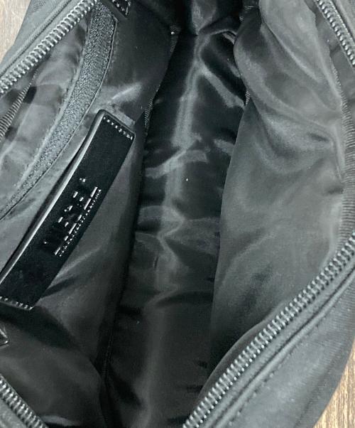 DIESEL（ディーゼル）DIESEL (ディーゼル) ボディバッグ ブラック サイズ:実寸サイズにご確認ください。の古着・服飾アイテム