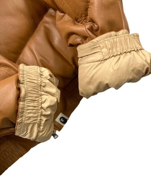 A BATHING APE（ア ベイシング エイプ）A BATHING APE (ア ベイシング エイプ) ダウンジャケット ブラウン サイズ:Mの古着・服飾アイテム