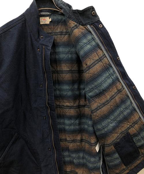 FAHERTY BRAND（ファリティブランド）FAHERTY BRAND (ファリティブランド) キルティングジャケット QUILTED BARN COAT（キルテッド バーン コート） インディゴ サイズ:Mの古着・服飾アイテム