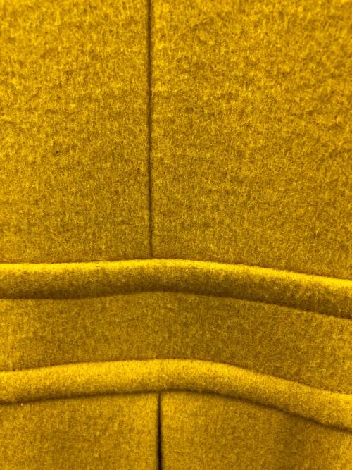 BLUE LABEL CRESTBRIDGE（ブルーレーベルクレストブリッジ）BLUE LABEL CRESTBRIDGE (ブルーレーベルクレストブリッジ) ロングコート イエロー サイズ:40の古着・服飾アイテム