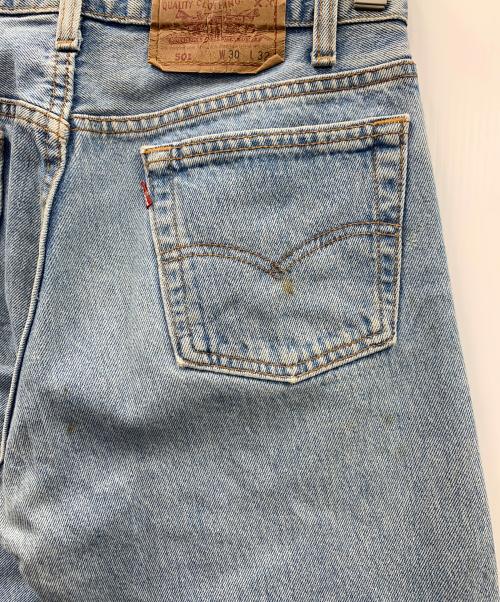 LEVI'S（リーバイス）LEVI'S (リーバイス) ストレートデニムパンツ インディゴ サイズ:W30の古着・服飾アイテム