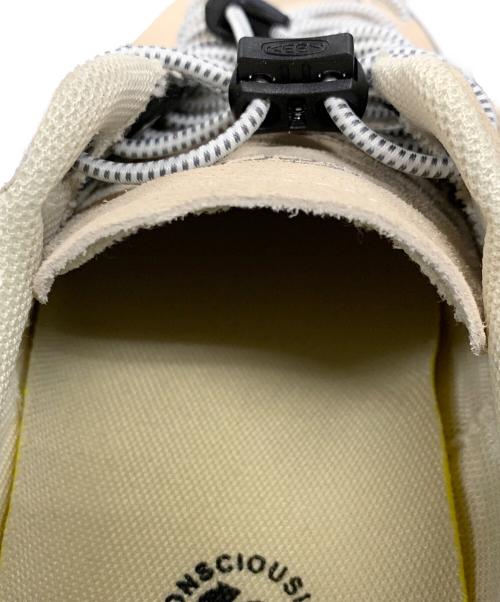 KEEN（キーン）KEEN (キーン) ローカットスニーカー ジャスパー ベージュ サイズ:24.5の古着・服飾アイテム