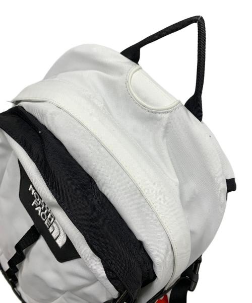 THE NORTH FACE（ザ ノース フェイス）THE NORTH FACE (ザ ノース フェイス) リュック ホワイト サイズ:実寸サイズにてご確認ください。 未使用品の古着・服飾アイテム