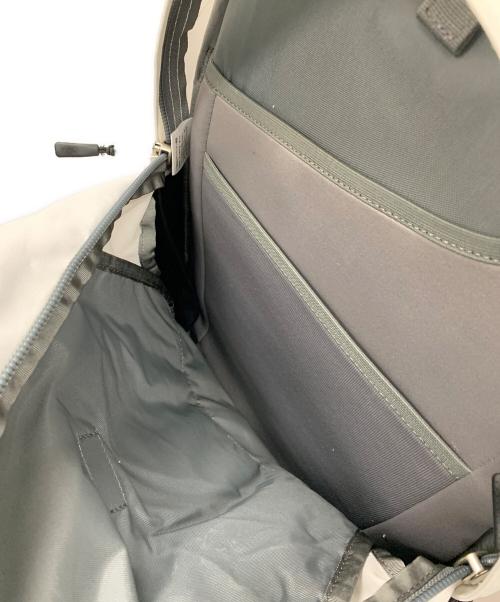 THE NORTH FACE（ザ ノース フェイス）THE NORTH FACE (ザ ノース フェイス) リュック ホワイト サイズ:実寸サイズにてご確認ください。 未使用品の古着・服飾アイテム