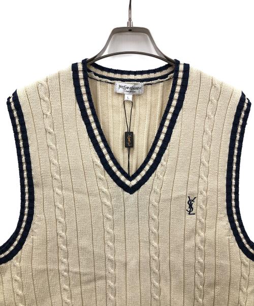 Yves Saint Laurent（イヴサンローラン）Yves Saint Laurent (イヴサンローラン) ベスト アイボリー サイズ:L 未使用品の古着・服飾アイテム