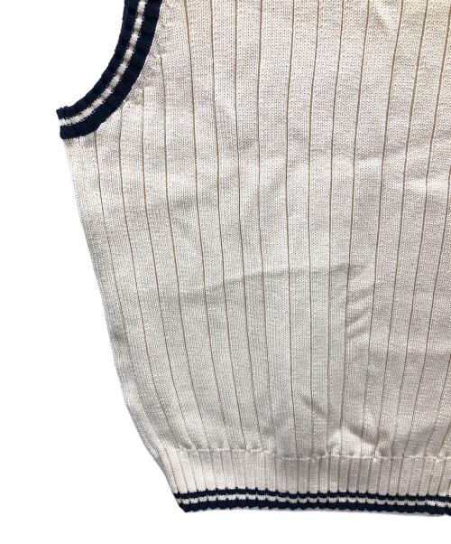 Yves Saint Laurent（イヴサンローラン）Yves Saint Laurent (イヴサンローラン) ベスト アイボリー サイズ:L 未使用品の古着・服飾アイテム