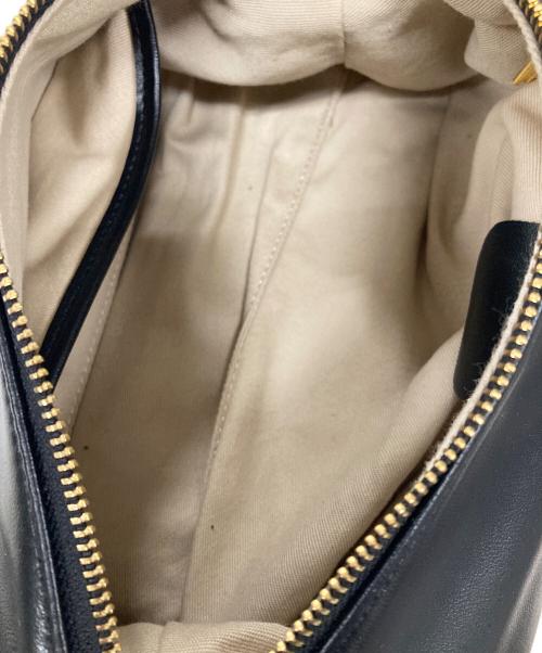 ISOLE（イゾレ）ISOLE (イゾレ) ショルダーバッグ LET IT GO ソフト ブラック サイズ:実寸サイズにご確認ください。の古着・服飾アイテム