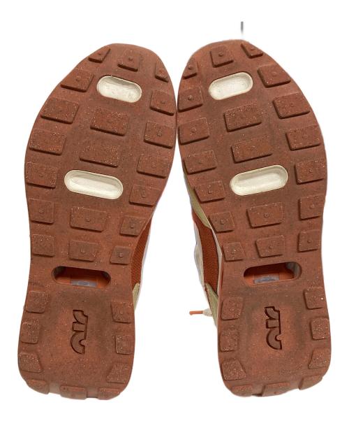 NIKE（ナイキ）NIKE (ナイキ) スニーカー ベージュ サイズ:26の古着・服飾アイテム