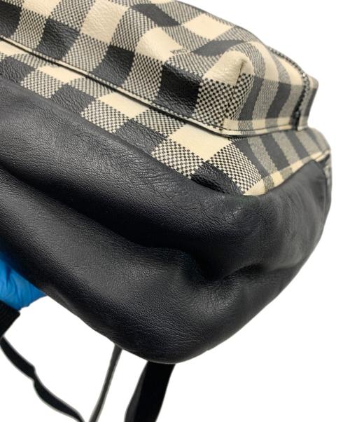 COACH（コーチ）COACH (コーチ) リュック ギンガムチェック アイボリー×ブラック サイズ:実寸サイズにてご確認ください。の古着・服飾アイテム